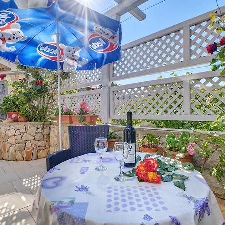 Apartment Neno - Terrace & Parking Veli Lošinj Extérieur photo