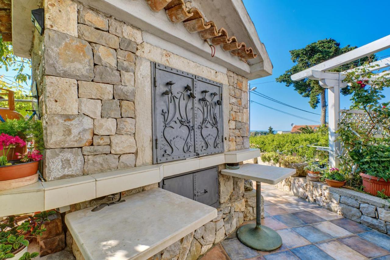 Apartment Neno - Terrace & Parking Veli Lošinj Extérieur photo