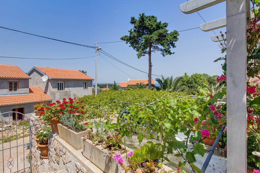 Apartment Neno - Terrace & Parking Veli Lošinj Extérieur photo