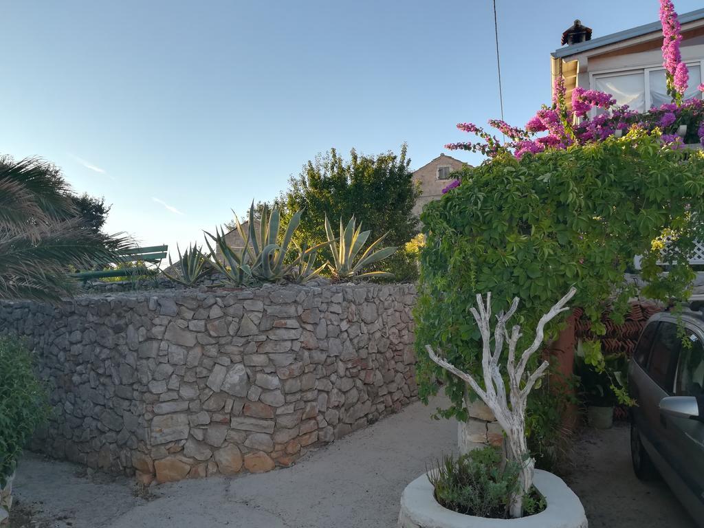 Apartment Neno - Terrace & Parking Veli Lošinj Extérieur photo